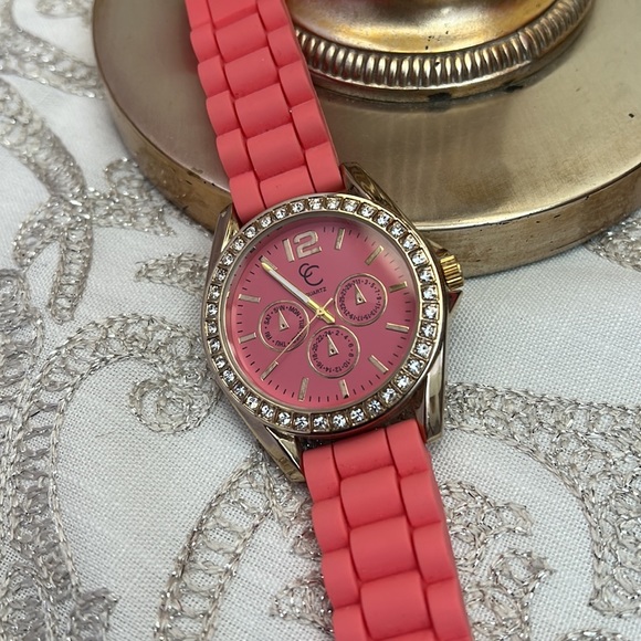 Charming Charlie’s silicone and rhinestone watch. Has a battery. Pink and gold. - Picture 2 of 6
